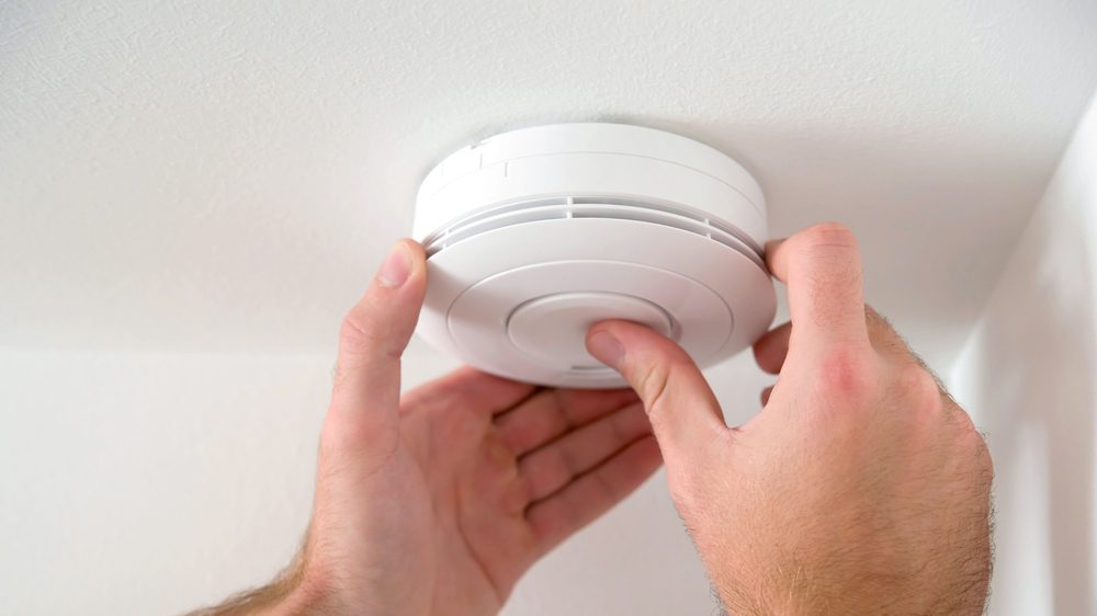 Why Does My Smoke Alarm Keep Going Off?插图1