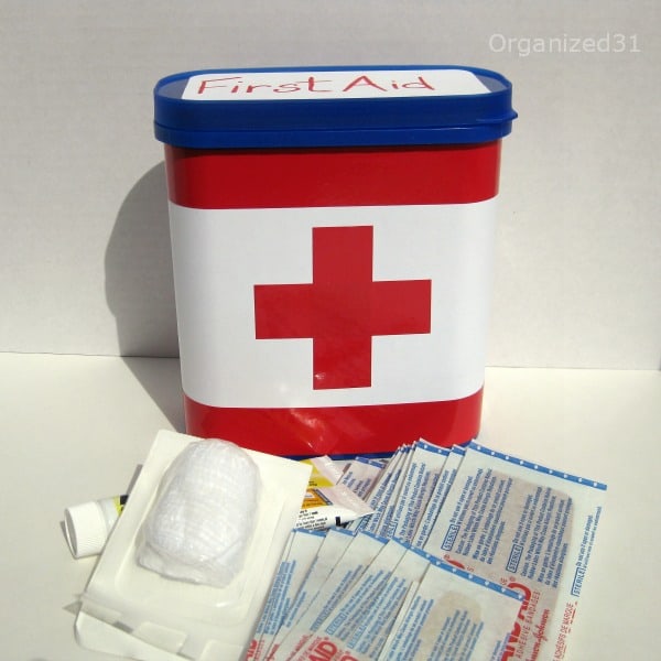 Essential Guide to Building Your College First Aid Kit