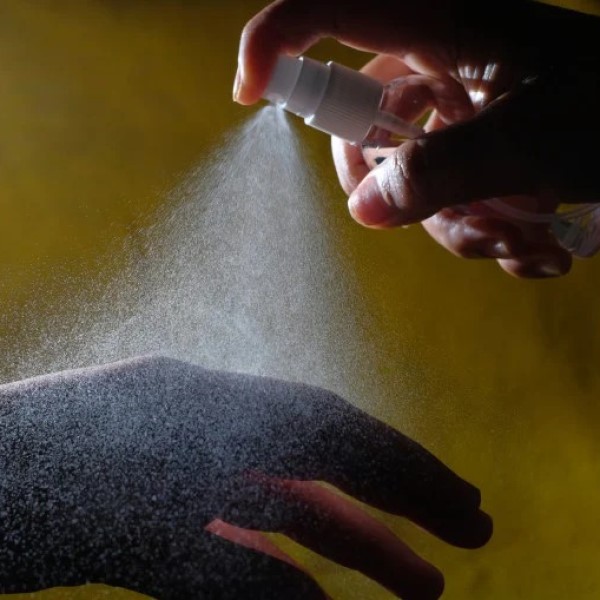 how long does it take pepper spray to wear off